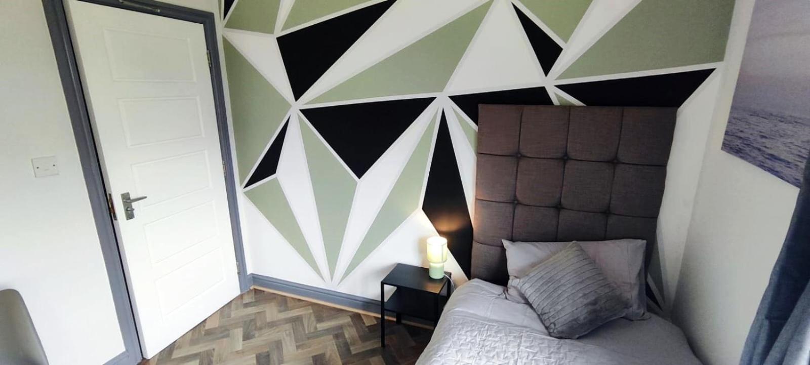 Gorton Mount Hotel Manchester Room photo